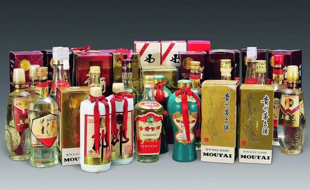 感城镇名酒回收